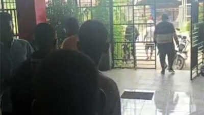 Sekelompok Massa Ancam Bunuh Karyawan dan Bakar Kantor Teropong News