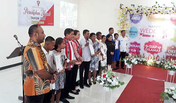 Pemerintah Negeri Tawiri Nikah Massal