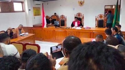 Sidang Praperadilan, Kuasa Hukum : Status Tersangka Plt Bupati Mimika Tidak Sah, Minta Hakim Batalkan