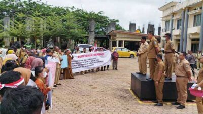 Guru PPPK Manokwari Tuntut gaji 4 bulan
