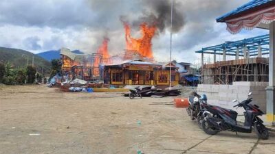 Polisi Dalami Kebakaran Kantor Bupati Dogiyai, Begini Keterangan Saksi Mata