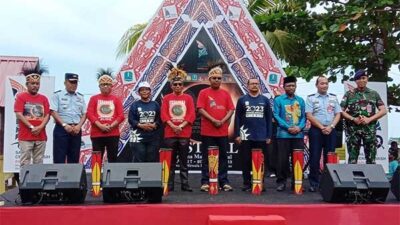 Pimpinan-Anggota DPRD Biak dan Setwan Hingga Ribuan Warga Hadiri Festival GMT