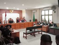 Tolak Dakwaan JPU Kejati Papua, Majelis Hakim Tutup Kasus Plt Bupati Mimika
