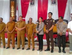 Pj Bupati SBB Gelar Pertemuan Sikapi Persoalan di Desa Waesamu, Ini Hasilnya