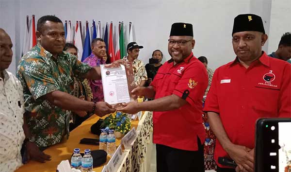 PDIP Kota JPR dafat 35 Bacaleg di KPU