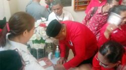 Rombongan PDIP Diiringi Tifa Totobuang, Resmi Daftar Bacaleg di KPU Maluku 16 PDIP Maluku Daftar KPU Mal