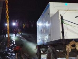 Siap Terangi 3T, PLN UIW MMU Kirim Mesin PLTD ke Pulau Matakus Tanimbar