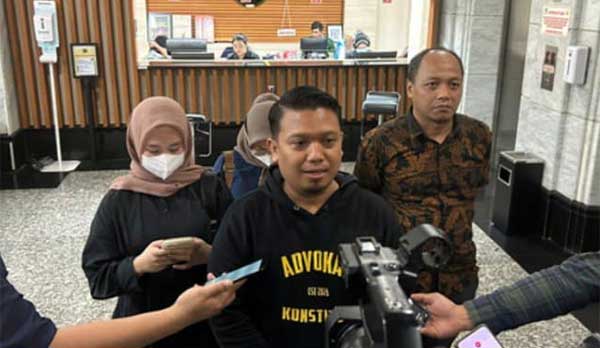 Kuasa Hukum Plt Bup Mimika Viktor Santoso Tandiasa
