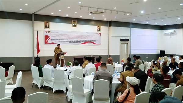 Pemkot Ambon Teken Berita Acara Bantuan Keiu Parpol
