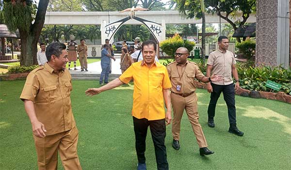 Plh Gubernur Papua Anjungan Pap TMII Jktrta