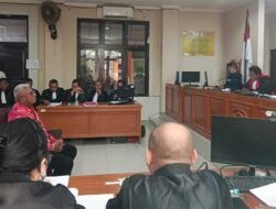 Kasus Plt Bupati Mimika Kembali Disidang : JPU Tetap Pakai Materi Lama, Hilangkan Pasal KKN
