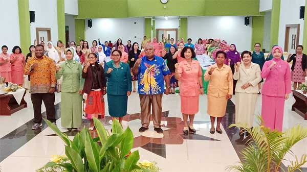 GOW Kota Jayapura Gelar Raker II Bahas Isu Strategis Pencegahan Stunting 1 GOW Kota JPR Raker II 1