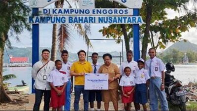 Astra Grup Papua Dukung Pendidikan, Beri Beasiswa ke 31 Siswa di Kampung Enggros