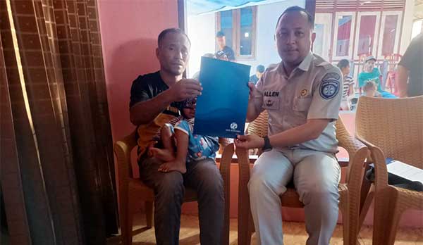 Jasa Raharja Maluku Proaktif, Santuni Ahli Waris di Desa Allang 1 Jasa Raharja Maluku Santuni Korban di Allang