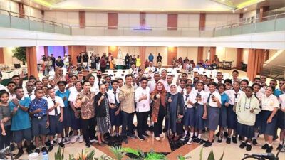 Pemprov Papua Lepas 110 Siswa Program ADEM ke 5 Provinsi di Pulau Jawa