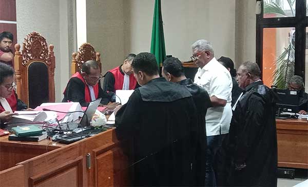 Sidang Lanjutan Kasus Pesawat-Helikopter, Rettob Uraikan Proses Pengadaannya 3 Sidang Kasus JR Periksa Rettob3