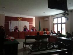 Mati Lampu, Sidang Perkara Pengadaan Pesawat dan Helikopter Ditunda