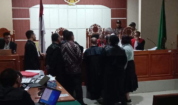 Sidang Kasus JR2 Saksi Ahli tak terdaftar4
