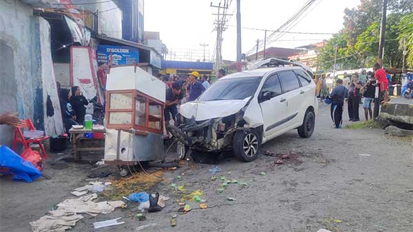 Sopir Mabuk Avansa Tabrak 2 Motor