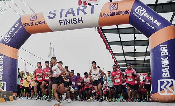 ASTON Sorong Gelar Lomba Lari 7.8 Semarak Fun