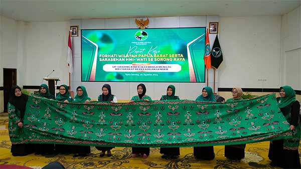 FORHATI PB Gelar Raker dan Sarasehan HMI-WATI se-Sorong Raya 3 Forhati PB Sarasehan