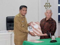 Tingkatkan Penyelenggaraan Metrologi Legal, Pemkot Ambon-Pemkab Aru Teken MoU