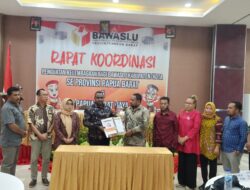 Bawaslu PB Serahkan Hasil Pengawasan Tahapan Pemilu 8 Bulan ke PBD