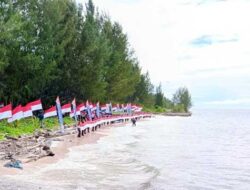 Pemprov PBD Bentangkan Bendera Merah Putih 78 Meter di Beranda Terdepan Indonesia