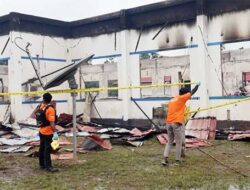Olah TKP Kebakaran Kantor Dinas di Yahukimo, Polisi Kantongi Bukti Awal