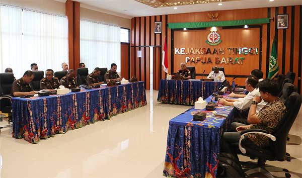 Pemkab Teluk Bintuni Minta Kejati PB WalPam