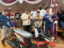 Tutup Kejuaraan Motocross Gubernur PB Cup di Fakfak, Begini Respon Waterpauw