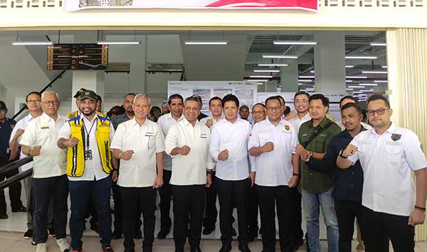 Wamenkeu Tinjau Pasar Mardika