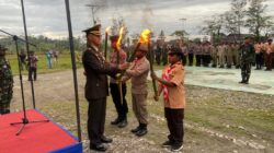 Dandim Yahukimo Pimpin Upacara Taptu dan Pawai Obor Jelang HUT RI Ke-78 3 WhatsApp Image 2023 08 17 at 00.25.04