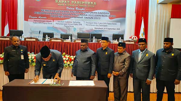 DPR PB Paripurna Penetapan APBDP 2023 2