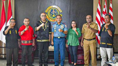 Danlantamal IX Majelis LAtupati Kota Ambon