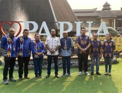 Kunjungi Anjungan Papua di TMII, Yunus Wonda Janjikan Ini