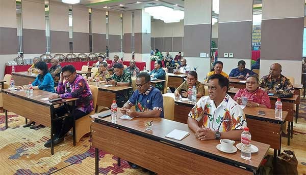 Pejabat Eselon II Papua Jalani Evaluasi Kinerja dan Uji Kompetensi, Ini Daftarnya 1 IMG 20230925 WA0013