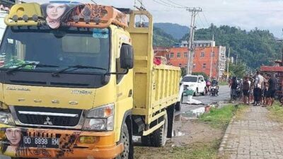 Mabuk Tabrak Truk Tewas di tempat