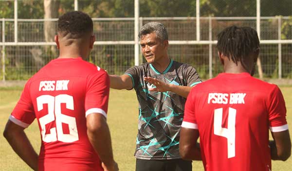 PSBS Biak Target 3 Poin Kontra Kalteng Putra