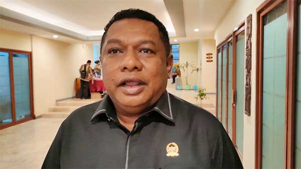 Erwin Ayal