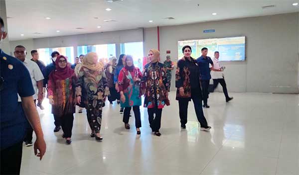 Kunjungi PBD, Ketua Dekranas Laksanakan Sejumlah Agenda 2 Istri Wapres Kunker PBD2
