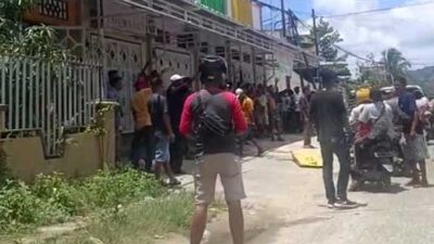 Kantor Maxim Sorong Dirusak Massa