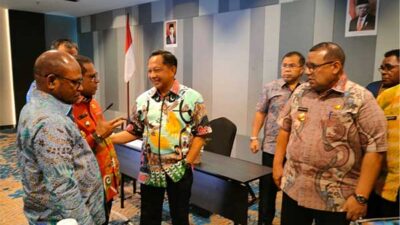 Mendagri Tito Ratas di PBD