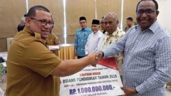 Pj Gub PBD Bantuan Hibah Pendidikan 2023