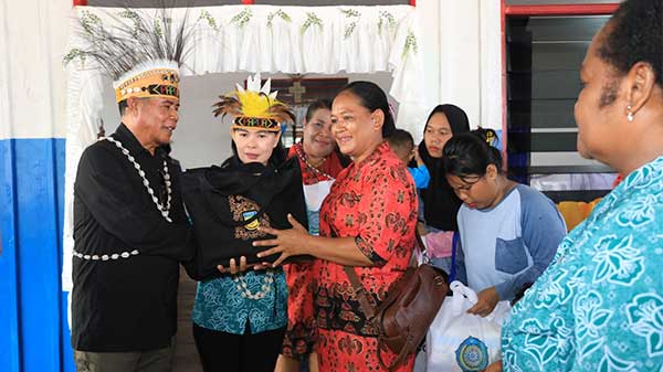 Penjabat Gubernur Papua Terus Tekan Angka Stunting di Kota Jayapura dan Keerom 2 Pj Gub Papua Pj Ketua PKK Stunting