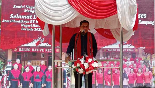 Pj Walkot Ambon Pelantikan RT RW Hative Kecil