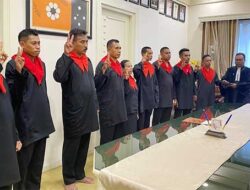 Kukuhkan 9 Saniri Negeri Ema, Wattimena Tekankan Soal Kolaborasi