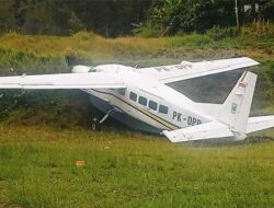 Pesawat Tabrak Bukit Saat Mendarat di Lapter Pogapa Intan Jaya, Begini Kondisi Penumpang