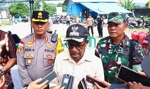 Apresiasi Polisi Cegah Peredaran Miras-Narkoba, Ini Pesan Pj Wali Kota ke Generasi Muda 1 Pj Walokot JPR Apresiasi Pencegahan Miras Narkoba Beredar