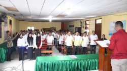 112 Anggota KPPS Negeri Hative Besar Dilantik